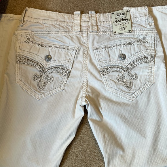 Cleaning Out My Closet!! I can’t fit it anymore. - Picture 2 of 3